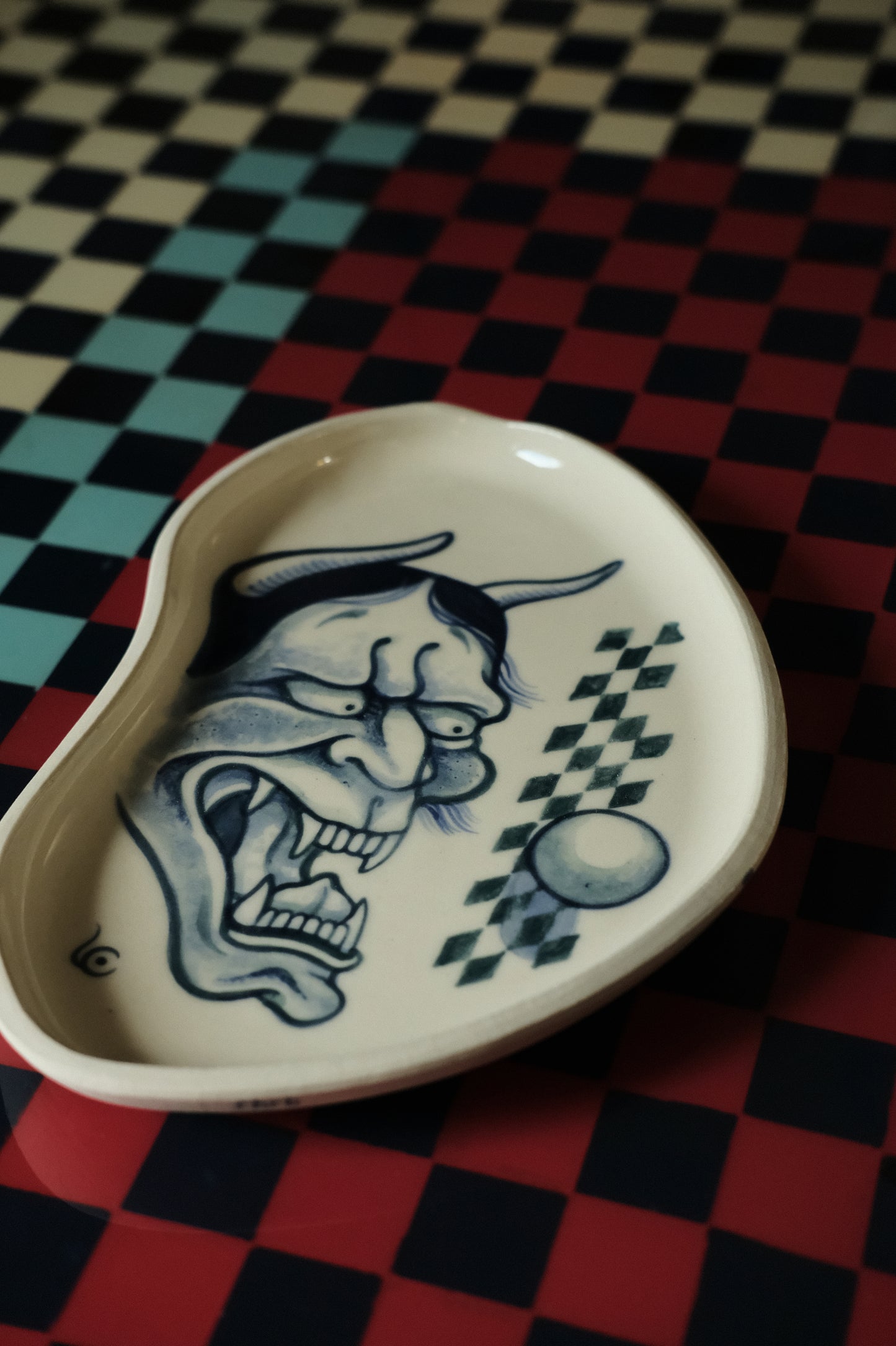 Hannya Tray