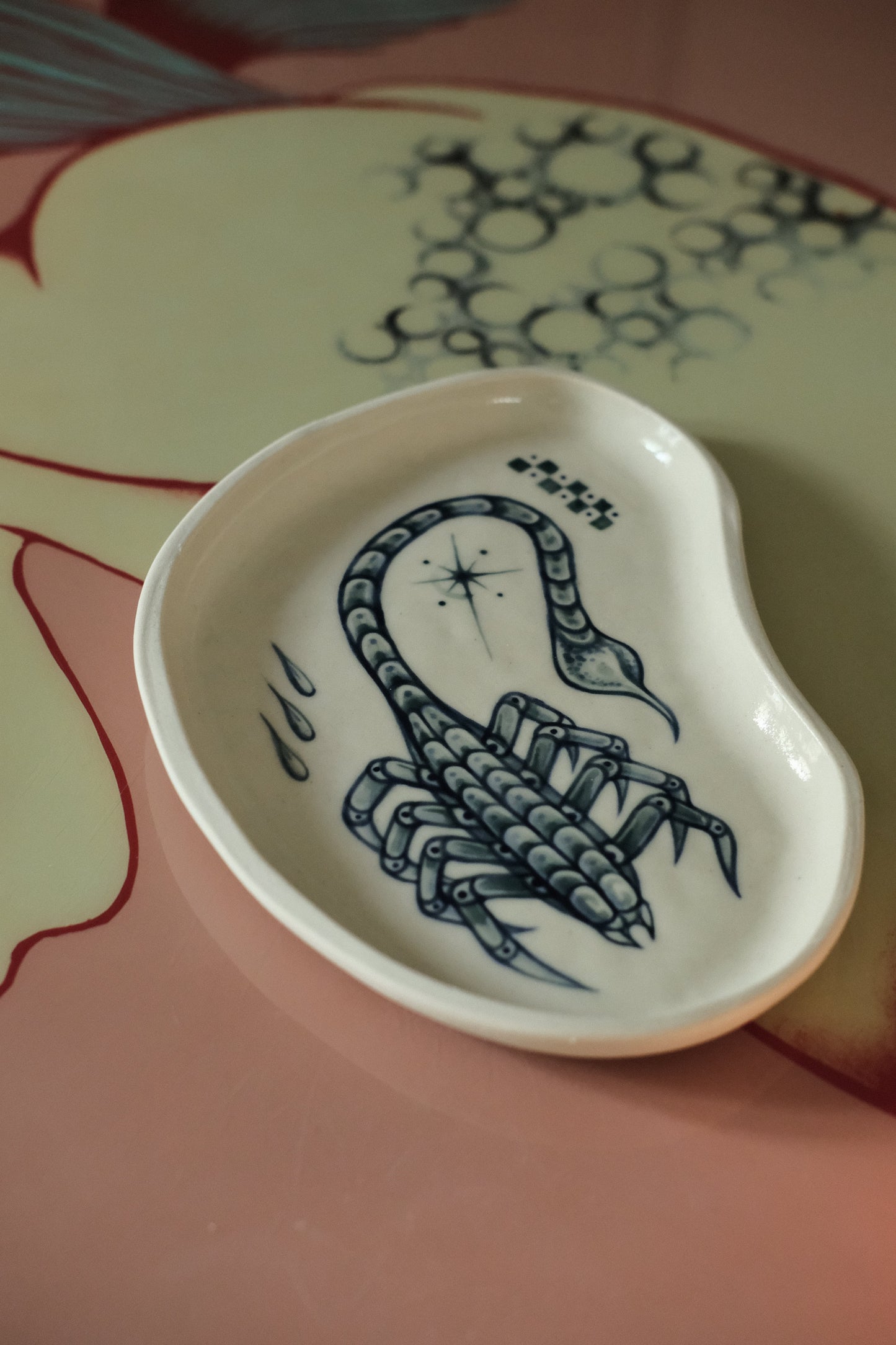 Scorpion Tray